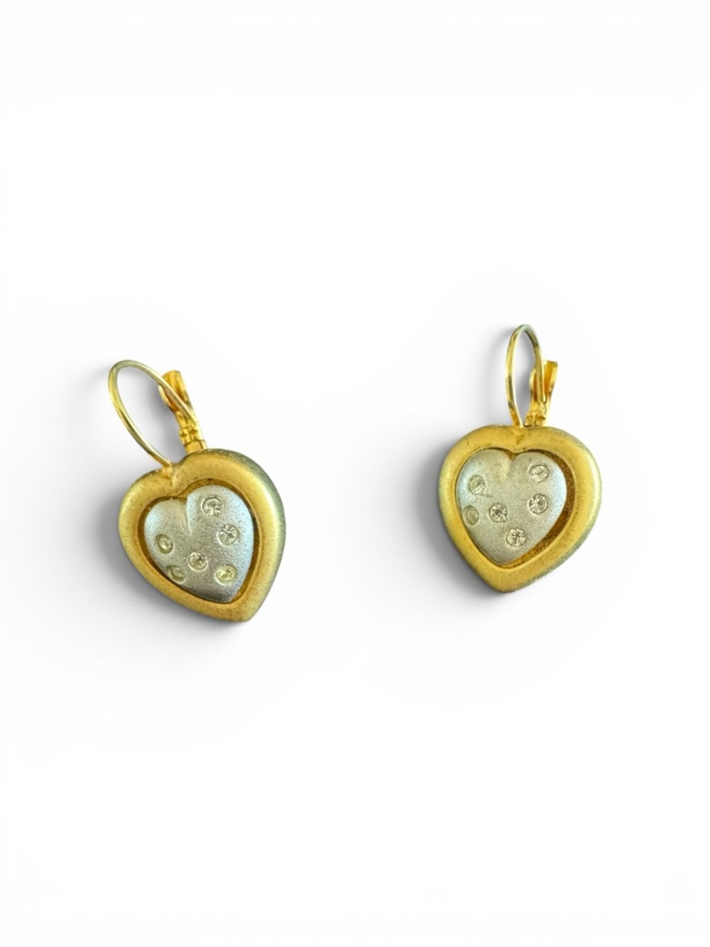 Vintage-style puffed heart design earrings - Picture 3 of 5
